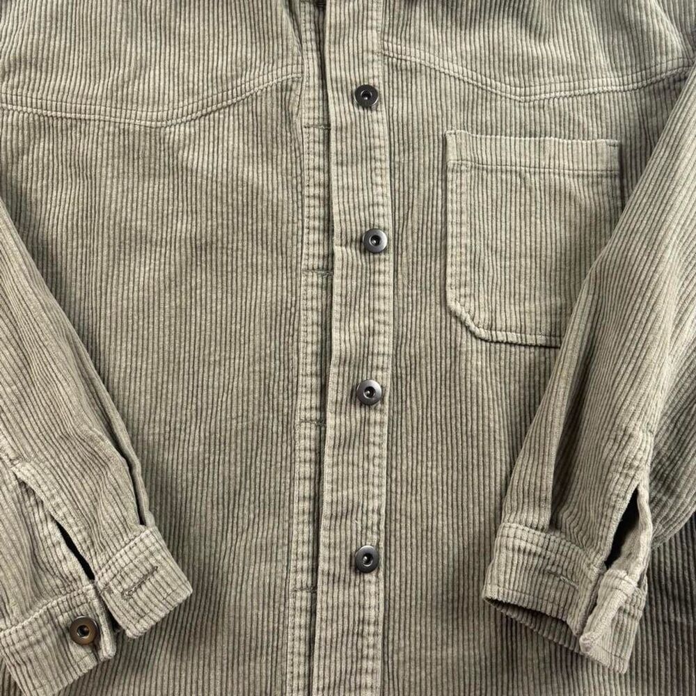 Zara Green Corduroy Button-Up Jacket | Frayed Hem Shacket | Size Small - Picture 4 of 5